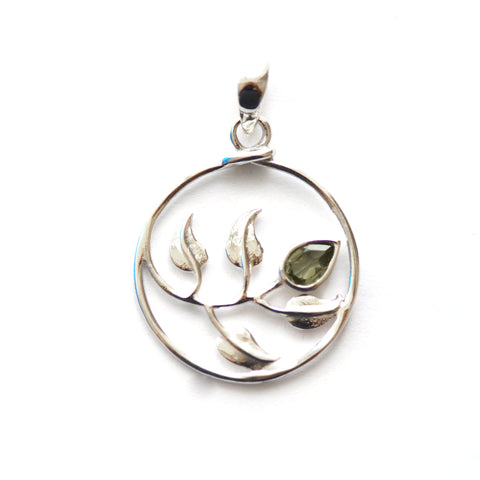 Silver Peridot Round Leaf Pendant