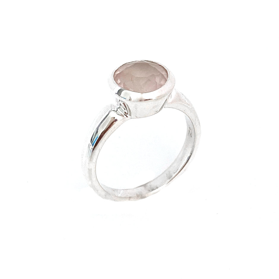 Deep Collar Rose Quartz Ring