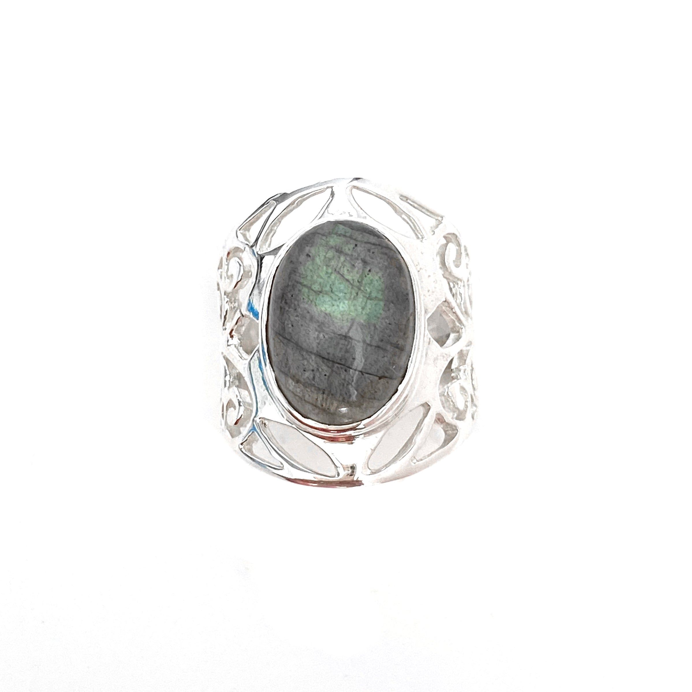 Grand Filigree Oval Labradorite Ring