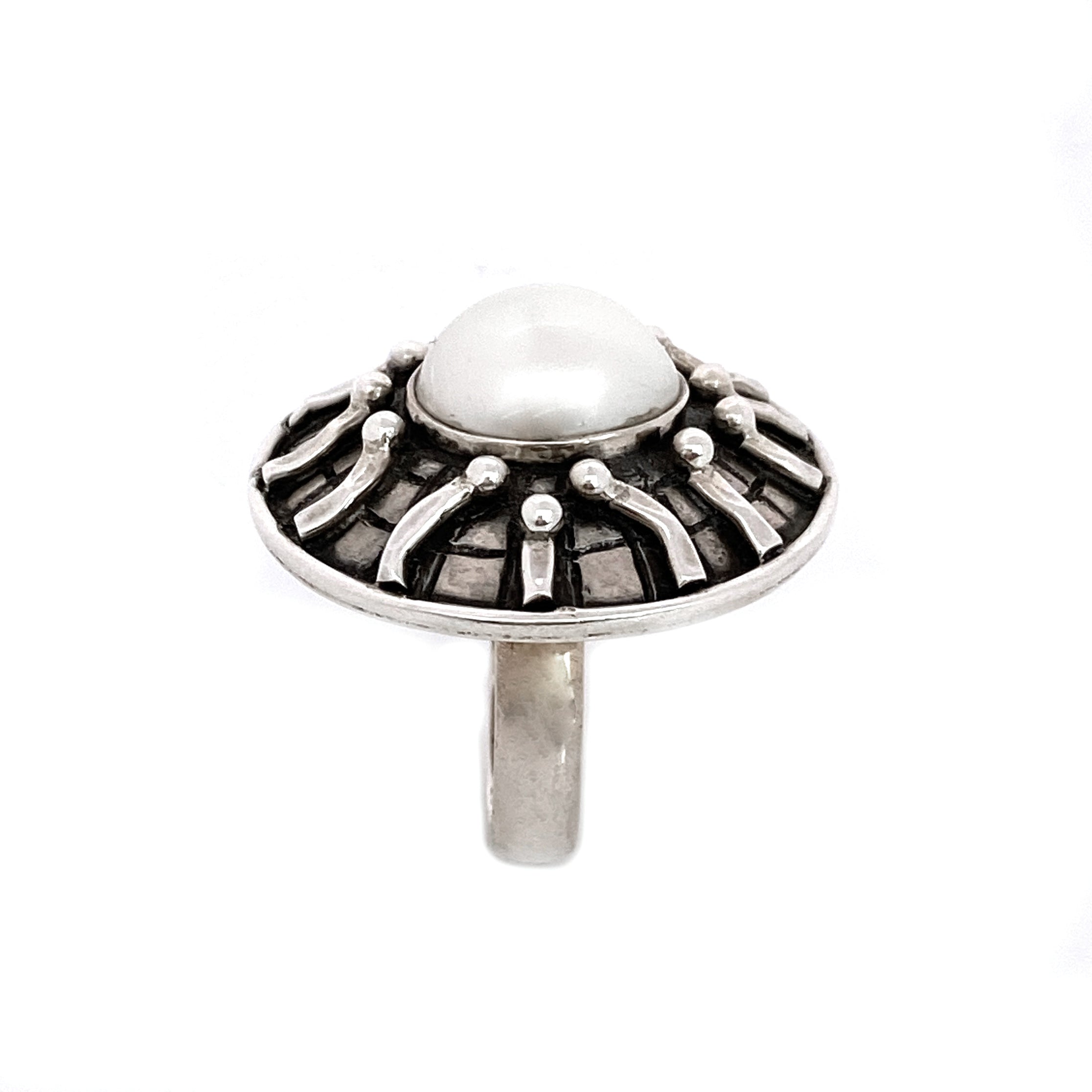 Oxidised Silver Mother of Pearl Ring