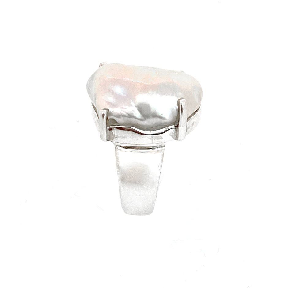Silver Mother of Pearl Ring