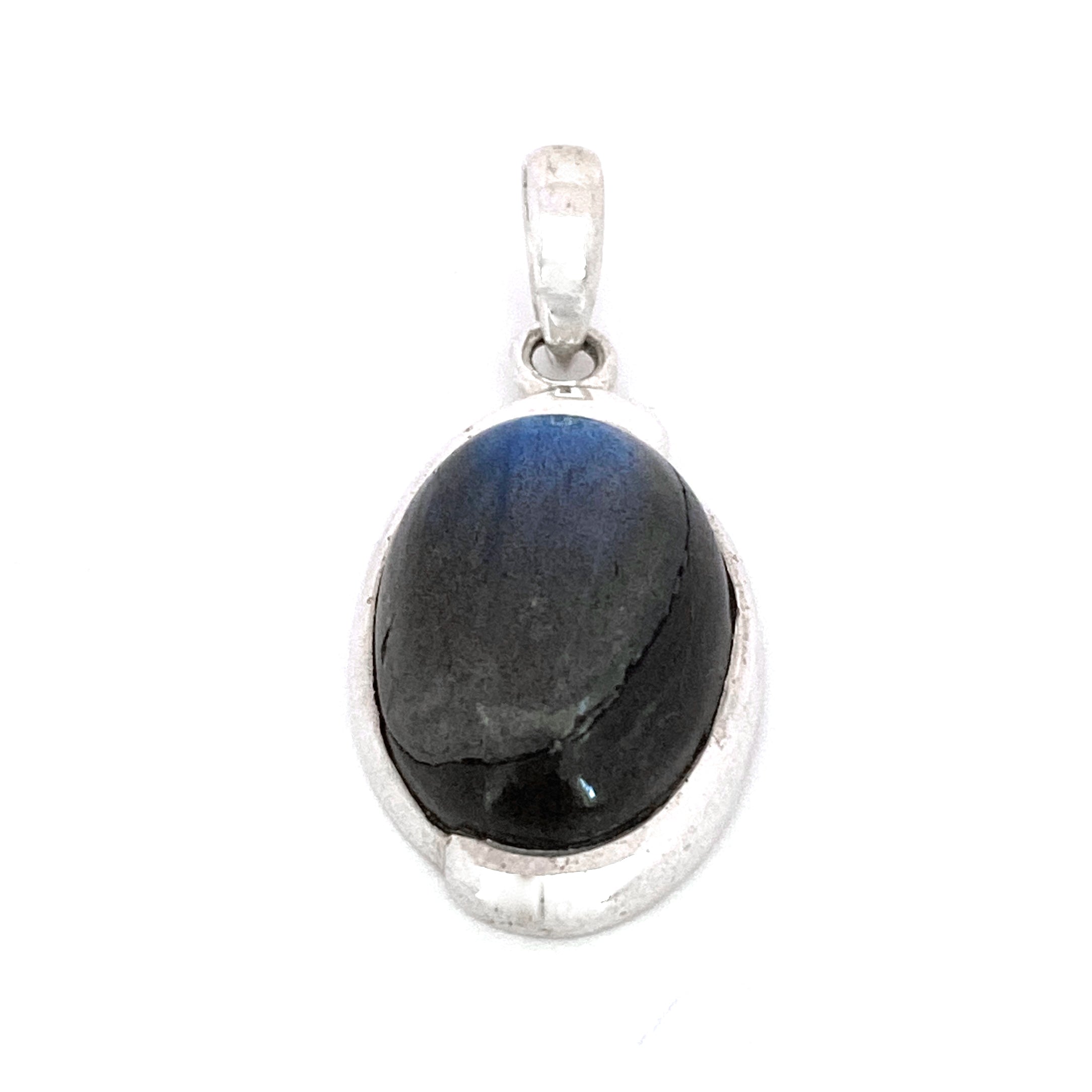 Silver Oval Labradorite Pendant