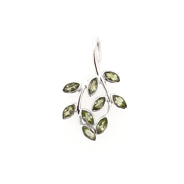 Peridot Leafed Pendant